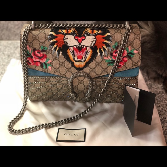 Gucci Handbags - GUCCI DIONYSUS GG MEDIUM SHOULDER BAG Gucci Handbags - GUCCI DIONYSUS GG MEDIUM SHOULDER BAG